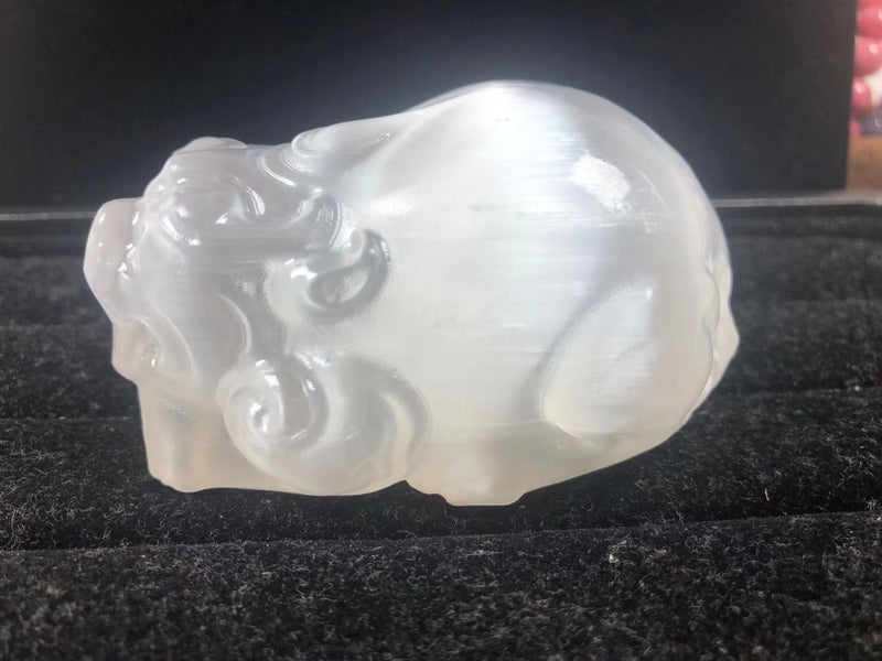 Natural transparent gypsum dragon tortoise ornaments